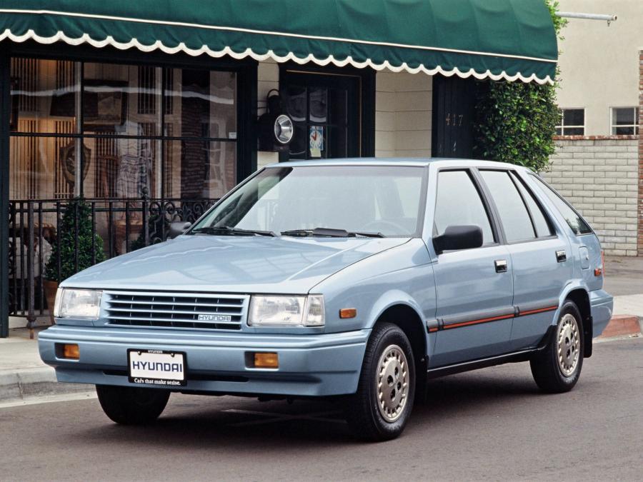  Hyundai Excel 5-Door 1987 года  (US) (фото 2 из 4)